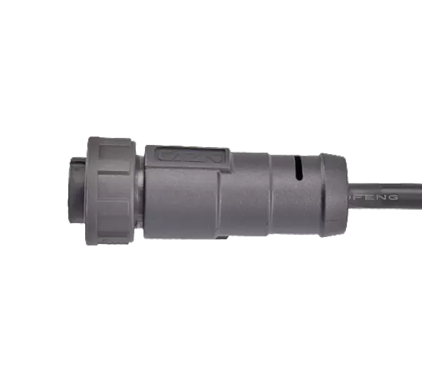 E13 Прямая формованная заглушка с внутренней резьбой (резьбовая)