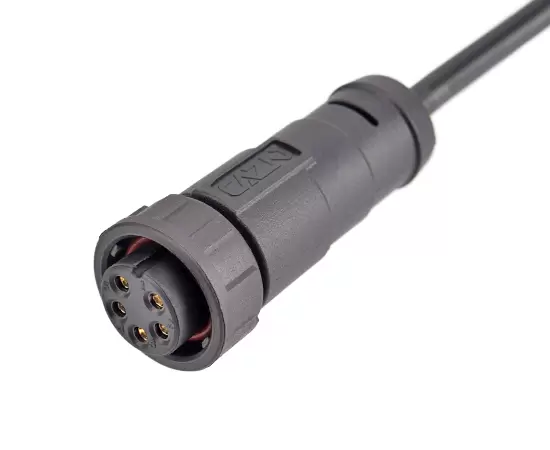 E13 Женский прямой кабель с формованным штекером (байонетный)