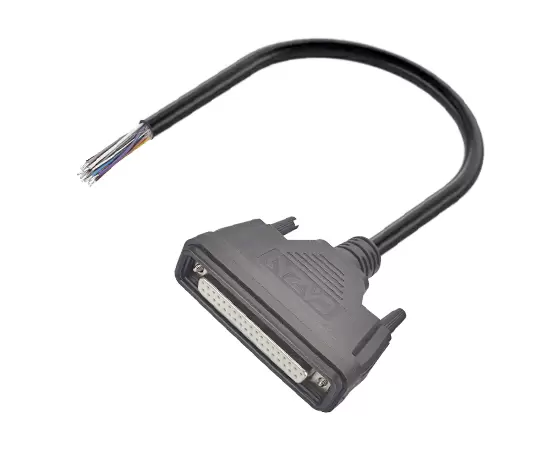 EDB4 - прямая розетка с литой вилкой